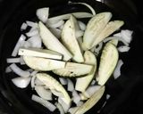茄子とピーマンの胡麻味噌炒め作り方2写真