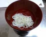 そうめんと揚げ玉の味噌汁作り方1写真