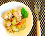 鶏肉とセロリのコンソメ煮込み作り方5写真