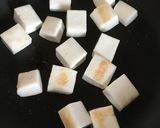 簡単おつまみ♡焼きはんぺん&ネギおかか作り方1写真