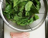 モロヘイヤとハムの炒め物作り方1写真