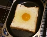 魚焼きグリルで耳カリ!卵乗っけトースト作り方3写真