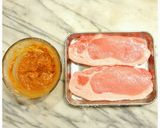 黄金比！豚ロース肉の味噌漬け焼き♪作り方1写真