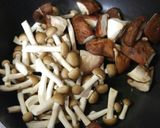 ☆しめじとしいたけとベーコン卵炒め☆作り方5写真
