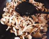 ガッツリ豚きのこ丼作り方1写真