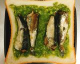 バジルとオイルサーディンのホットサンド☆作り方3写真