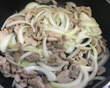 めんつゆで簡単☆肉豆腐の卵とじ☆作り方2写真