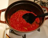 煮込むだけ！濃厚トマトソース作り方4写真