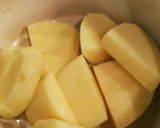 人気バルの味★アンチョビポテトサラダ作り方1写真