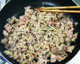 簡単すぎる牛肉のしぐれ煮♪作り方1写真