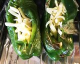 種ごとペロリ！ピーマンの丸焼きチーズのせ作り方5写真
