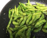 ☆簡単蒸し茹で枝豆のガーリックバター炒め作り方5写真