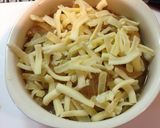 食パンでオニオングラタンスープ作り方3写真