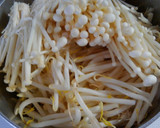 簡単ランチ♪ハムとエノキともやしのスープ作り方3写真