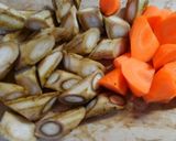 簡単！蒟蒻とゴボウ 鶏むね肉のピリ辛煮♪作り方1写真