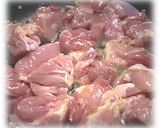 鶏モモ肉とジャガイモのガーリック炒め作り方1写真