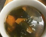 にんじん・舞茸・わかめのコンソメスープ作り方5写真