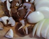 和食に♪小松菜ときのこと蒟蒻 ツナの煮物作り方1写真
