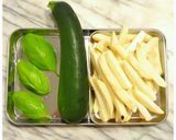 冷凍ポテトとズッキーニのジェノネーズ？作り方1写真