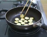 ベジ♪ズッキーニのステーキ♪チーズ味作り方2写真