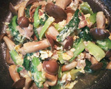 鶏がらで簡単！青梗菜としめじの卵炒め作り方11写真