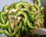 簡単！ゴーヤの漬物（にんにく）作り方1写真
