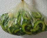 簡単！ゴーヤの漬物（にんにく）作り方2写真