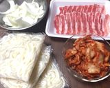 簡単!美味しい!豚キムチ焼きうどん作り方1写真