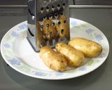 ♡基本の「レスティ」(Rösti)作り方1写真