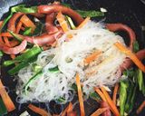 夏のスタミナづくり!梅風味のチャプチェ丼作り方4写真
