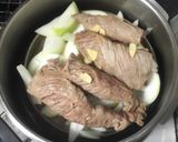 加圧で蒸して、煮込んだリブフィンガー作り方2写真