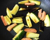 簡単♡夏野菜のガーリック胡麻味噌炒め作り方2写真
