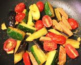 簡単♡夏野菜のガーリック胡麻味噌炒め作り方3写真