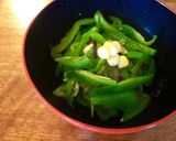 忙しい時の後一品！簡単ピーマン塩昆布和え作り方2写真