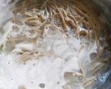 簡単ランチ♪卵混ぜ蕎麦とごま紫蘇おにぎり作り方2写真