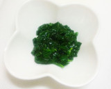 モロヘイヤと納豆のくるみ和え作り方1写真
