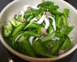 ベーコンと万願寺とうがらしの胡麻和え作り方4写真