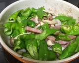 ベーコンと万願寺とうがらしの胡麻和え作り方5写真