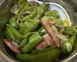 ベーコンと万願寺とうがらしの胡麻和え作り方7写真