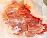 炊き込みチキンライスでわんぱくおにぎらず作り方1写真