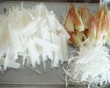 揚げ豚の和スパイスで☆香味野菜和え作り方1写真