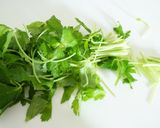 揚げ豚の和スパイスで☆香味野菜和え作り方2写真