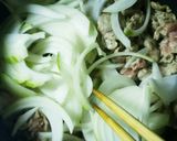 酸っぱくなったキムチで美味☆豚ちん作り方2写真