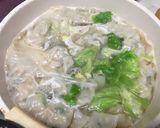 具沢山の餃子スープ作り方4写真
