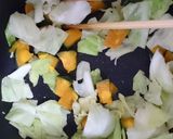 オクラとかぼちゃとキャベツのコク旨スープ作り方3写真