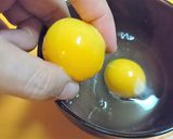 ぷりっぷり★濃厚【冷凍卵とアゲの味噌汁】作り方2写真