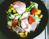 ベーコンと夏野菜の塩ダレチーズ炒め♪作り方4写真