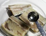 電子レンジでしっとり♪塩サバフレーク作り方1写真