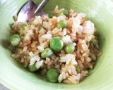 シンプル！塩えんどう豆で混ぜご飯(醤油味作り方2写真