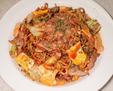 卵焼きを具材に　揚げ玉入り焼きそば作り方12写真